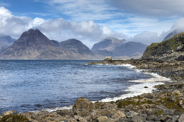 Vereinigtes Königreich, Schottland, Isle of Skye, Blick auf Cuillin Hills - ELF000278