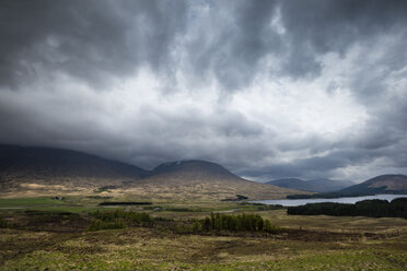 United Kingdom, Scotland, View of Scottish Highlands - EL000294