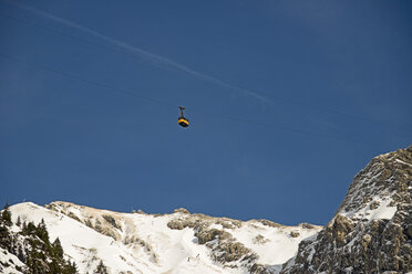 Deutschland, Bayern, Allgäuer Alpen, Oberstdorf, Seilbahn auf dem Weg zum Nebelhorn - WG000054