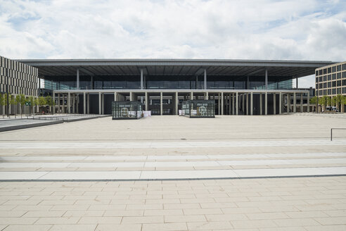 Germany, Berlin, Empty new airport - FB000075