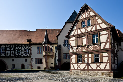 Deutschland, Baden Württemberg, Blick auf das Kurmainzische Schloss - AM000736