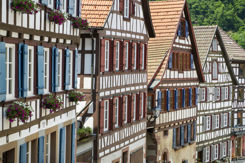 Deutschland, Baden Württemberg, Fachwerkhaus im Stadtzentrum von Staedtle - EL000316