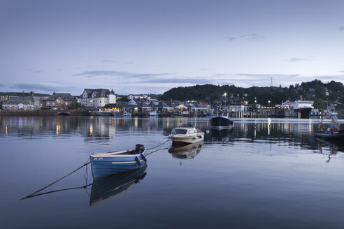 Schottland, Blick auf den Hafen von Oban - SBD000144