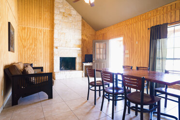 USA, Texas, Interior of rustic farm house - ABAF000974
