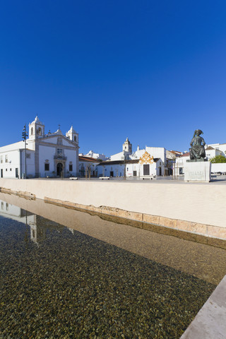 Portugal, Lagos, Blick auf die Kirche Santa Maria, lizenzfreies Stockfoto