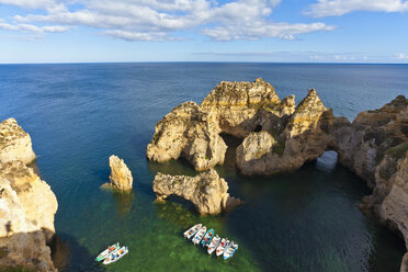 Portugal, Lagos, Boote auf der Ponta da Piedade - WDF001876