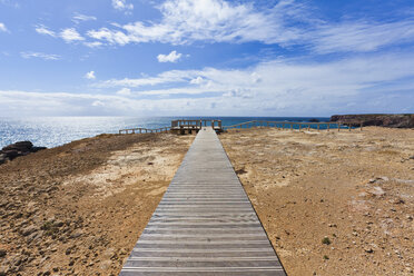 Portugal, Lagos, Boardwalk near Carrapateira - WDF001851