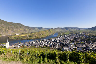 Deutschland, Rheinland Pfalz, Ansicht der Stadt Bremm an der Mosel - AMF000839