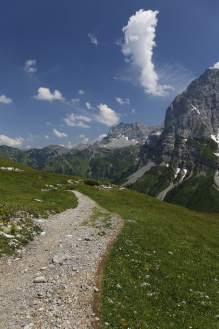 Österreich, Tirol, Karwendelgebirge, Weg zur Falkenhütte, Berghütte in Eng, Region Ahornboden, lizenzfreies Stockfoto