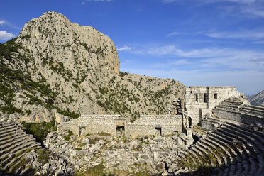Turkey, View of antique theater at archaeological site of Termessos - ES000492