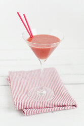 Strawberry smoothie on napkin - CZF000003