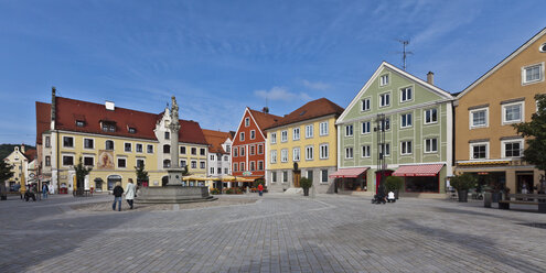 Deutschland, Bayern, Blick auf den Marienplatz - AM000902