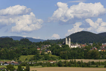 Austria, Carinthia, View of Maria Saal with St Mary's Church - SIE004265