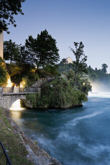 Schweiz, Schaffhausen, Blick auf den Rheinfall in Schaffhausen - MS002979