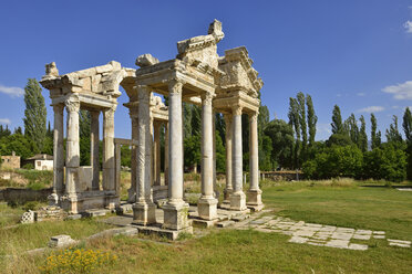 Türkei, Karien, antikes Tetrapylon in der archäologischen Stätte von Aphrodisias - ES000513