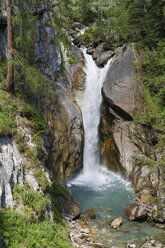 Österreich, Kärnten, Obervellach, Wasserfall in der Groppensteinschlucht - SIE004352