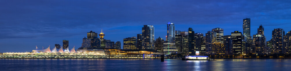 Canada, British Columbia, Vancouver, View of city skyline at night - FOF005190