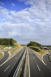 Deutschland, Bayern, Coburg, Autobahn - VTF000023