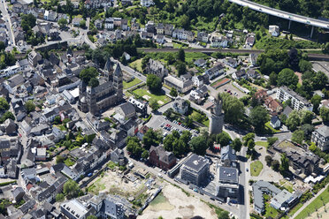 Deutschland, Rheinland-Pfalz, Ansicht von Andernach, Luftbild - CSF019951
