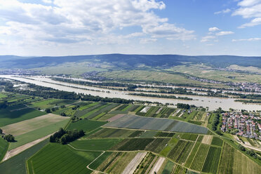 Deutschland, Rheinland-Pfalz, Hochwasser des Rheins bei Heidenfahrt, Luftbild - CSF019972