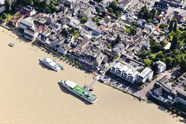 Germany, Rhineland-Palatinate, Bad Breisig, Tourboats on River Rhine at high water, aerial photo - CSF020001