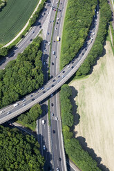 Deutschland, Nordrhein-Westfalen, Bonn, Ansicht eines Autobahnkreuzes, Luftbild - CSF020009