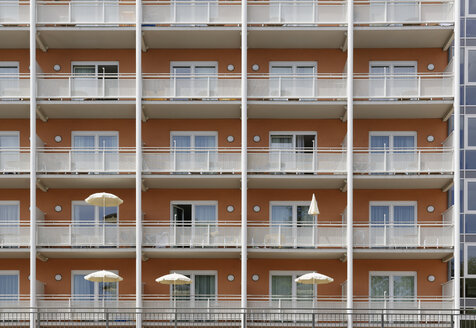 Österreich, Kärnten, Portschach, Haus vor Werzer's Hotel - SIEF004416