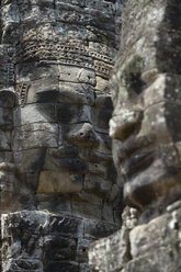 Asien, Kambodscha, Siem Reap, Angkor Thom, Gesichtsturm mit Gesichtern von Bodhisattva - FLK000065