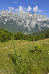 Albanien, Theth-Tal, Blick auf den Berg Theth - ES000535