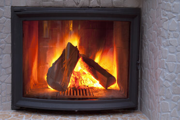 Fire in a fireplace - CSF020030
