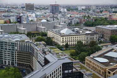 Deutschland, Berlin, Blick über einen Teil der Stadt - MYF000029