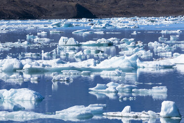 Iceland, Austurland, Jokulsarlon Glacial Lagoon near Vatnajokull National Park - STSF000159