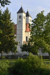 Deutschland, Bayern, Pfröring, Pfarrkirche St. Leonhard - LB000319