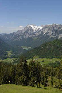 Deutschland, Bayern, Berchtesgadener Alpen, bei Ramsau, Reiter Alpe, Blick zum Hochkalter - LB000385