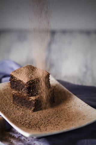 Brownies auf dem Teller, lizenzfreies Stockfoto