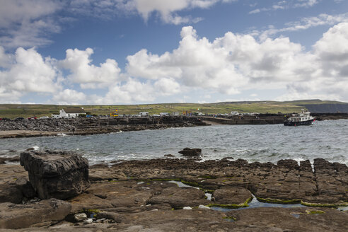 Irland, Grafschaft Clare, Küstenlandschaft bei Doolin - SR000362