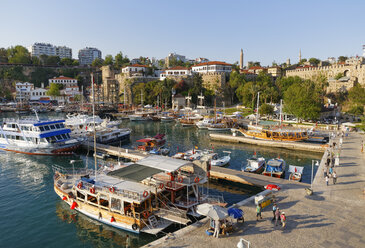 Türkei, Antalya, Altstadt und Hafen - SIEF004568