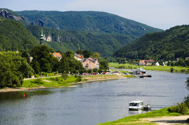 Germany, Saxony, Bad Schandau, River Elbe - BT000111