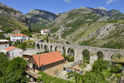 Montenegro, Crna Gora, aqueduct in the historic settlement of Stari Bar stock photo