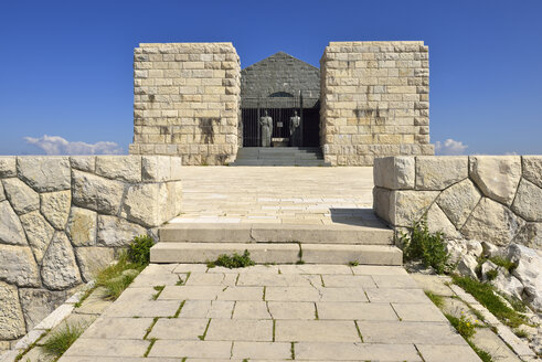 Montenegro, Crna Gora, Nationalheiligtum Njegusi-Mausoleum, Lovcen-Nationalpark - ES000704