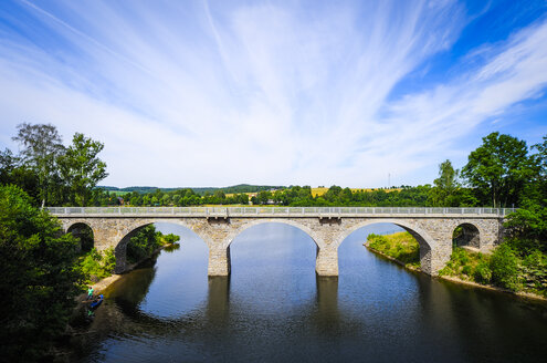 Deutschland, Sachsen, Dippoldiswalde, Brücke über die Talsperre Malter - BT000254