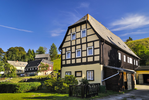 Deutschland, Sachsen, Sebnitz, Ortsteil Saupsdorf, Historisches Oberlausitzer Haus, lizenzfreies Stockfoto