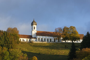 Germany, Upper Bavaria, Hohenpeissenberg, Pligrimage church of the assumption - SIEF004603