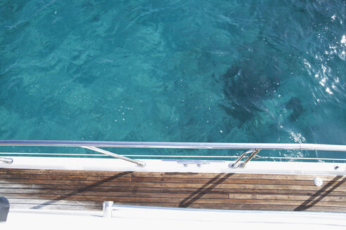Italy, Sardinia, Planks of yacht deck - PDF000579