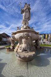 Germany, Bavaria, Upper Bavaria, Altoetting, Kapellplatz, St. Mary's fountain - AM001124
