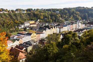 Germany, Bavaria, Burghausen, View over city - AMF001118