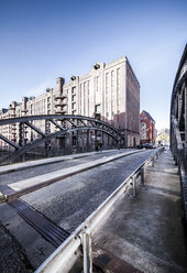 Germany, Hamburg, Hafencity, bridge and buildings - OT000004