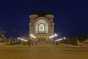 Rumänien, Crisana, Arad, Orthodoxe Kathedrale bei Nacht - GF000292