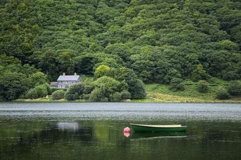 UK, Wales, See Tal-y-llyn im Snowdonia-Nationalpark, lizenzfreies Stockfoto