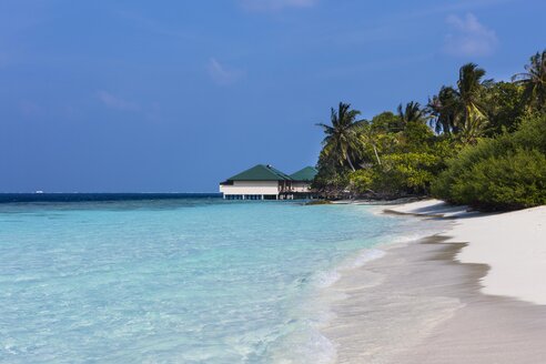 Malediven, Süd-Male-Atoll, Embudu, Wasserbungalow - AMF001185